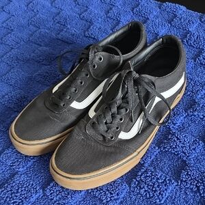 Vans Black Canvas Low-Top Sneakers with White Stripe and Gum Sole